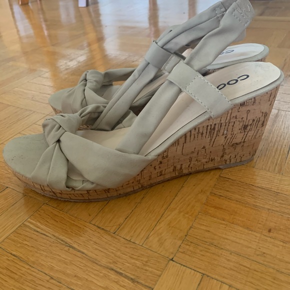 Codia Beige Wedge Sandals - Picture 4 of 5